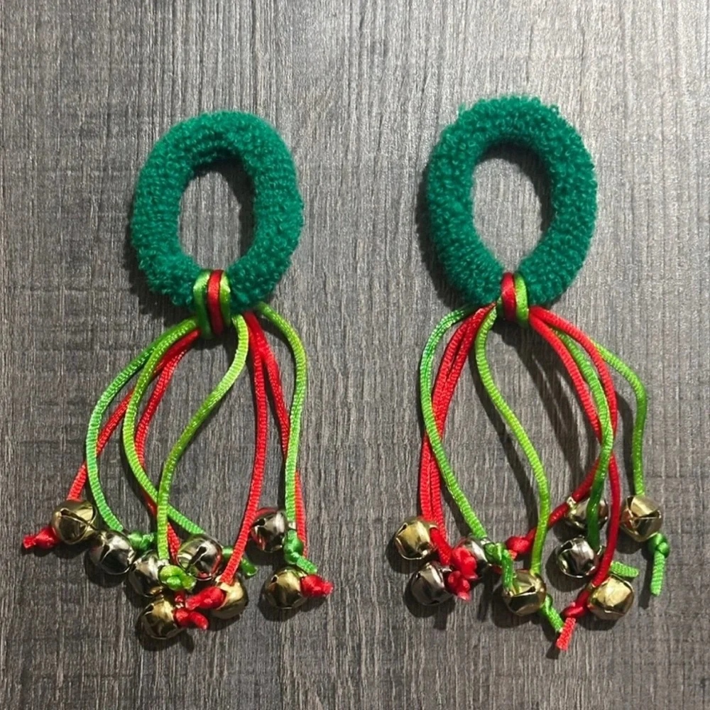 💞 Set of 2 Green Soft Christmas Holiday Jingle Bell Hair Bands